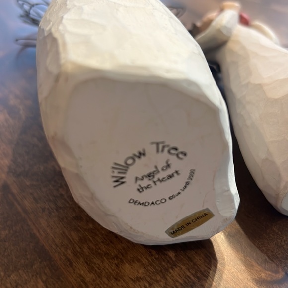 Willow Tree Angel of the Heart - Picture 4 of 8